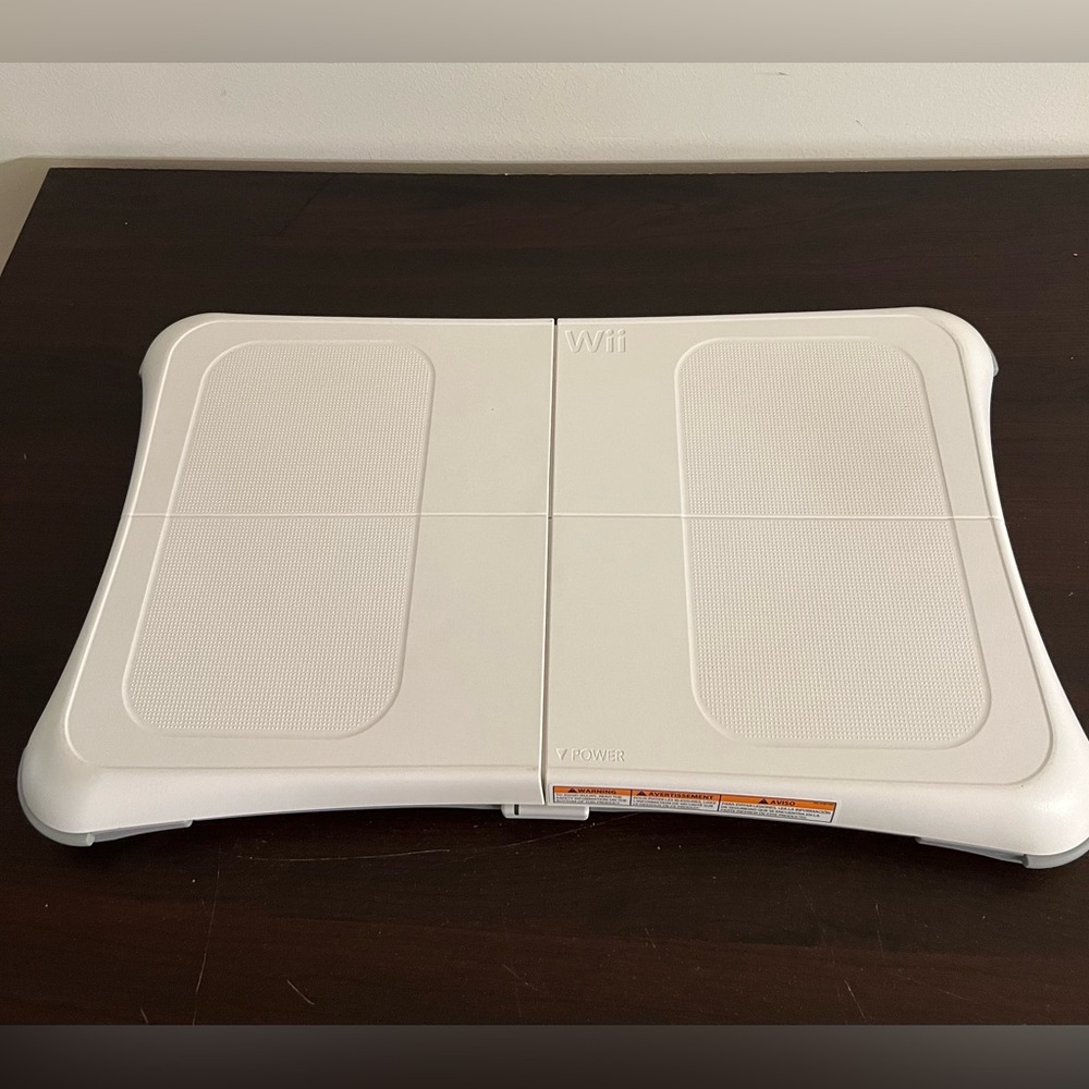 Wii Fit Plus Balance Board only missing charger great condition $50 orbestoffer